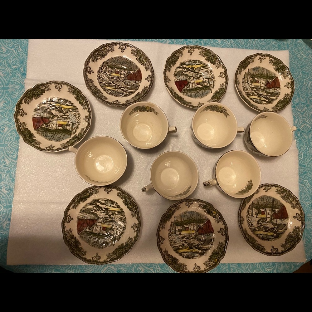 The Friendly Village, Johnson Brothers 6 Cups and 7 Saucers